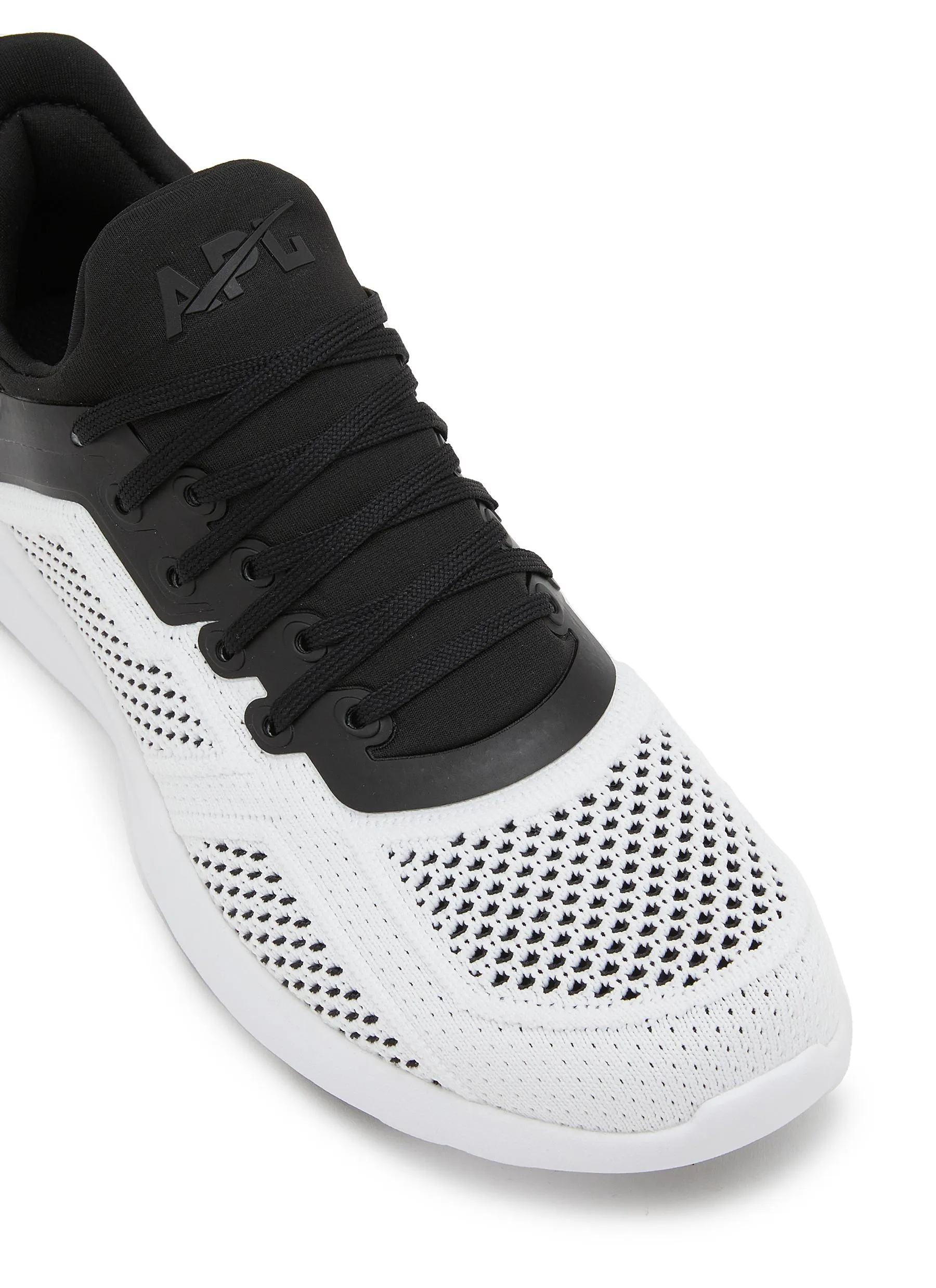 -----------ATHLETIC PROPULSION LABS  ---- ------------ ----PF24 Techloom Tracer Low Top Lace Up Sneakers --