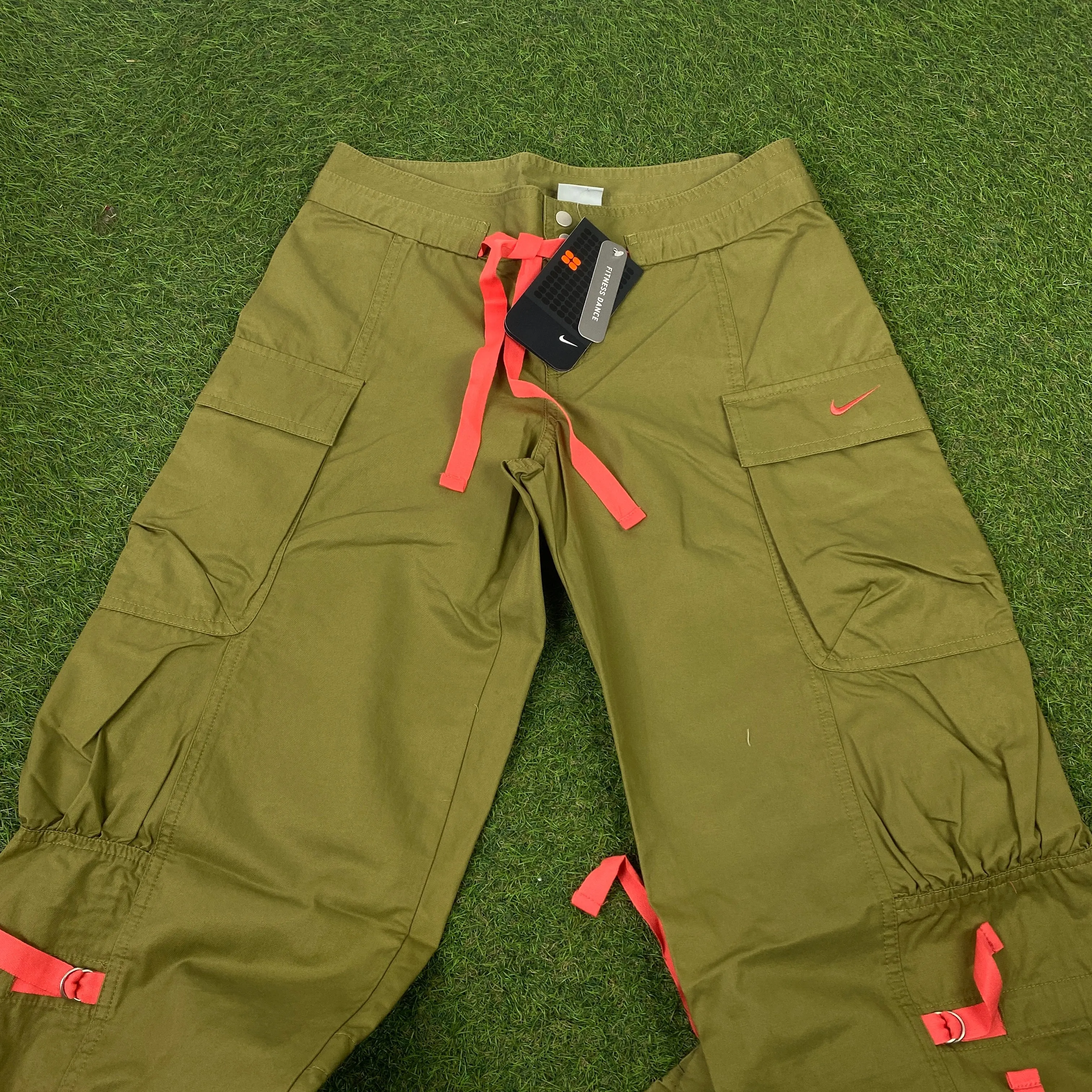 00s Nike Parachute Cargo Joggers Green Large