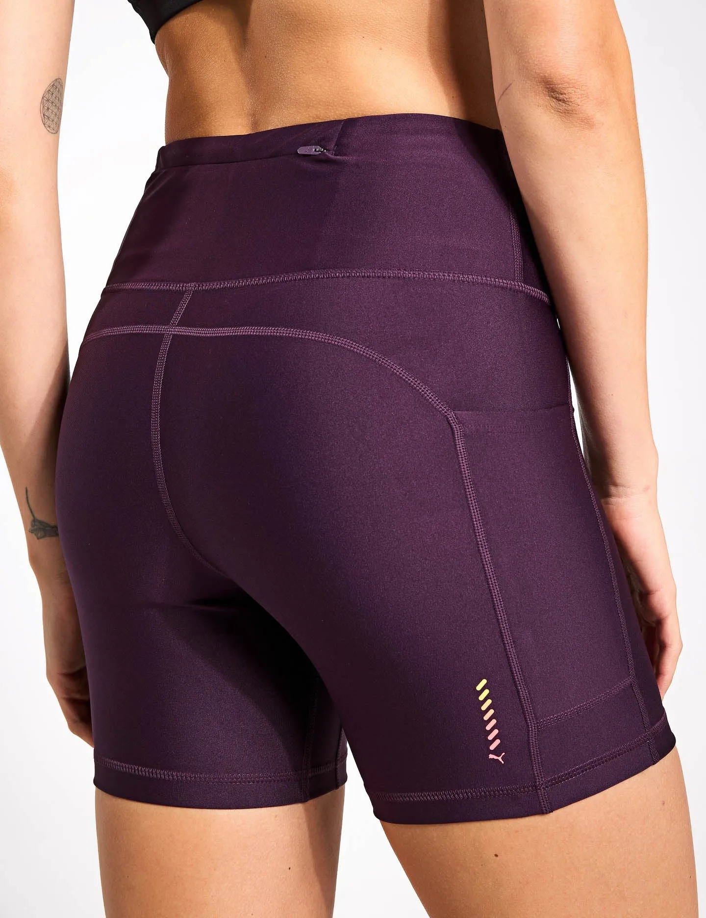 PUMA RUN ULTRAFORM 6" Shorts - Midnight Plum