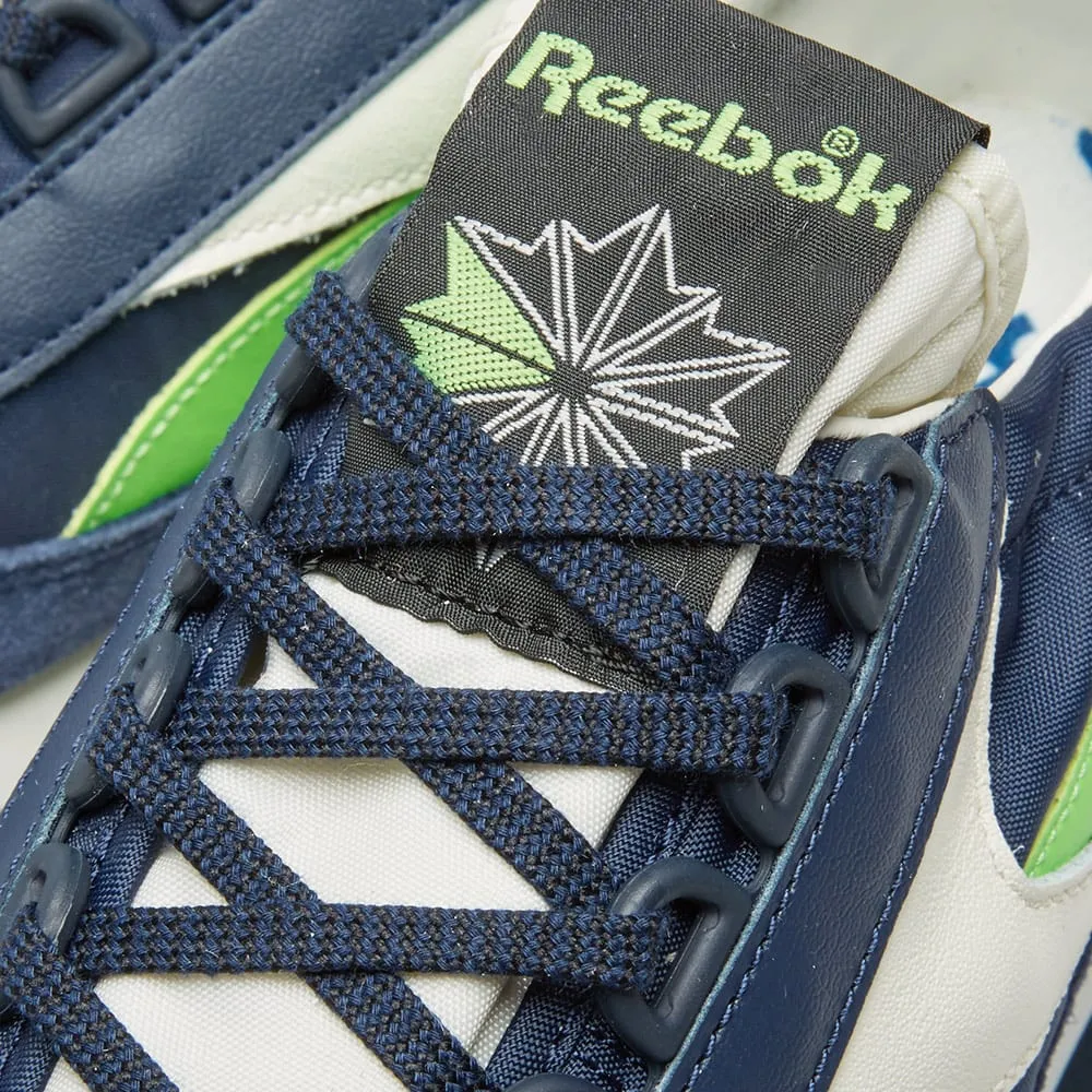 Reebok Aztec OGCollegiate Navy & White